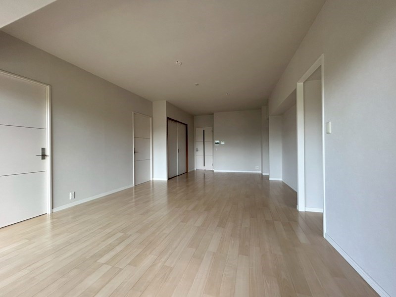 居室・リビング　※別室参考画像