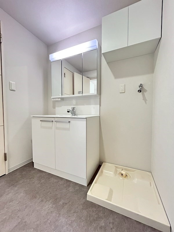 洗面設備　※別室参考画像