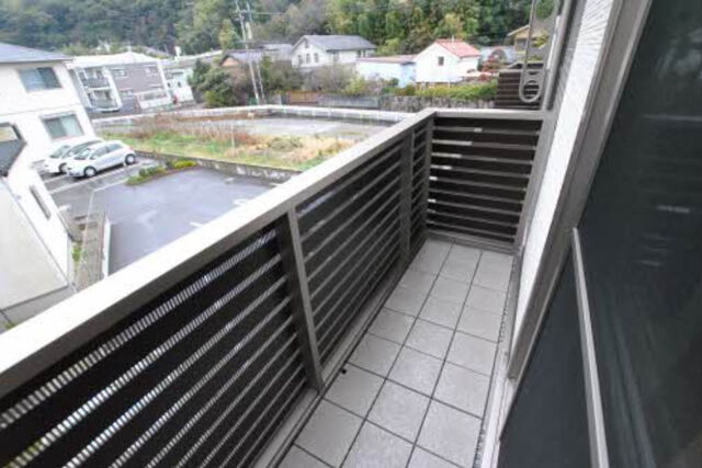 バルコニー　バルコニー