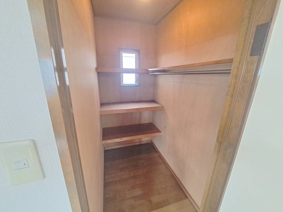 収納　ウォークインクローゼット