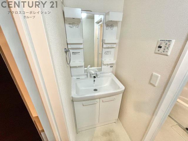 洗面設備　独立洗面化粧台付き☆