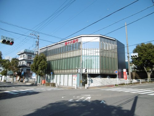 銀行　十六銀行本郷支店（銀行）まで827m