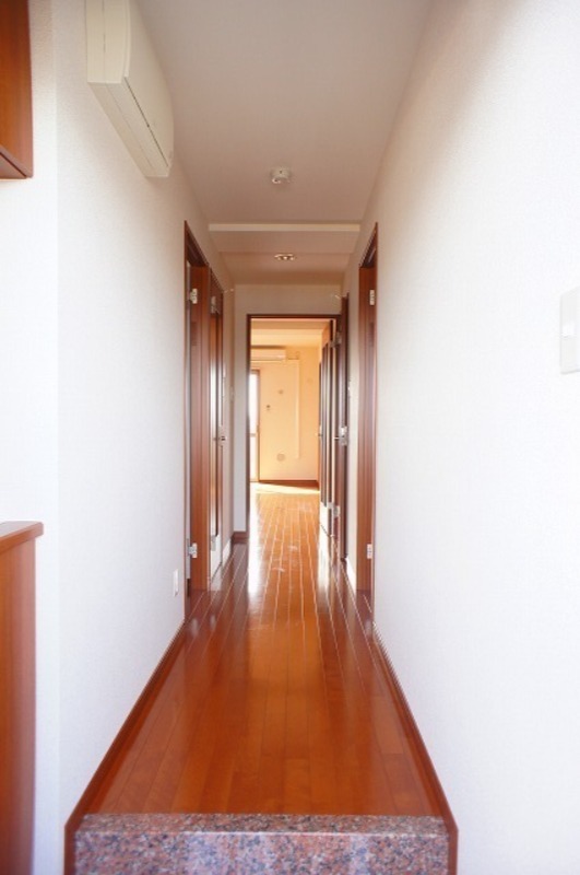 玄関　図面と現状に相違がある場合には現状を優先