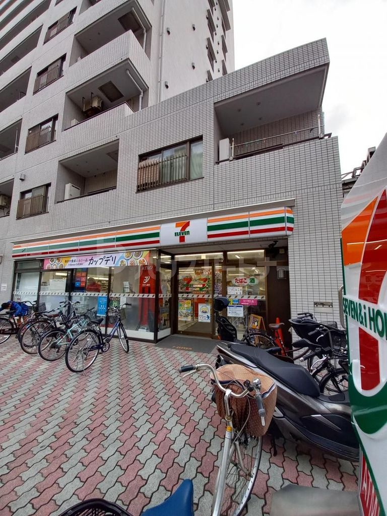 コンビニ　セブンイレブン東向島1丁目店（コンビニ）まで130m