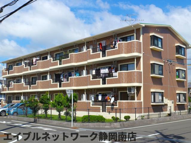 建物外観　外観は落ち着いています