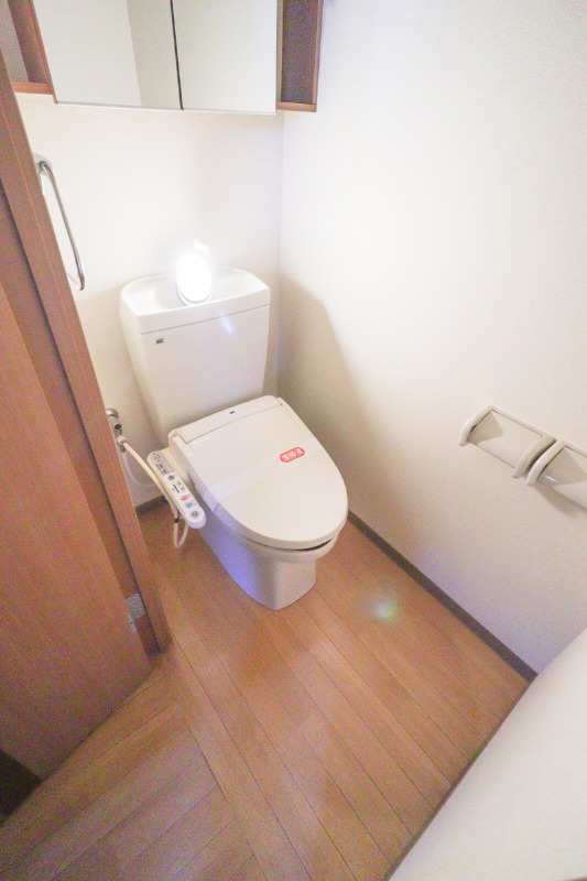 トイレ　図面と現状に相違がある場合には現状を優先