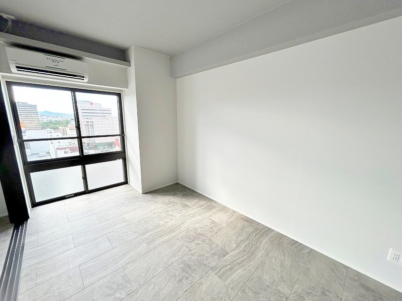 バルコニー　★洋室5.6帖★