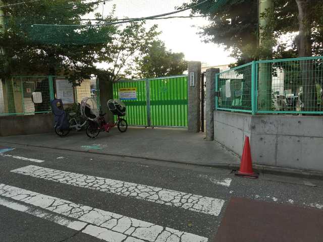 小学校　高井戸第三小学校（小学校）まで119m