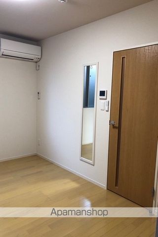 ドエルシバマタの居間写真