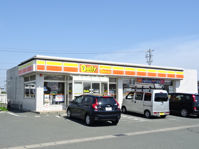 コンビニ　デイリーヤマザキ浜松坪井町店（コンビニ）まで152m