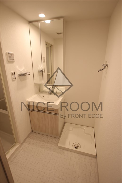 洗面設備　ルーエ本町　洗面所