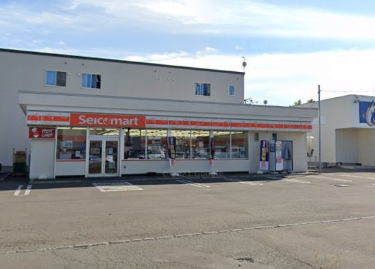 コンビニ　セイコーマート（コンビニ）まで669m