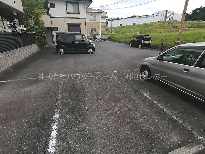 駐車場　※B202