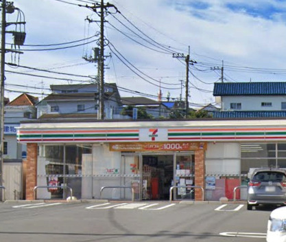 コンビニ　セブンイレブン（コンビニ）まで198m