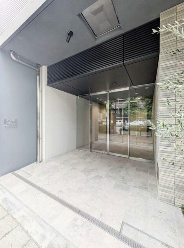 エントランス　エントランス