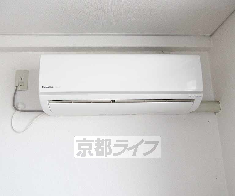 その他設備　クーラー付き