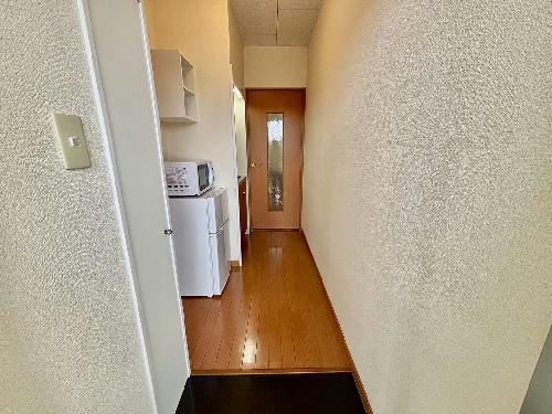 玄関　設備・仕様は号室により異なる為、現況を優先いたします。