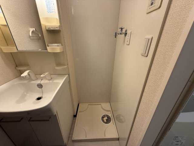 洗面設備　洗濯機置場