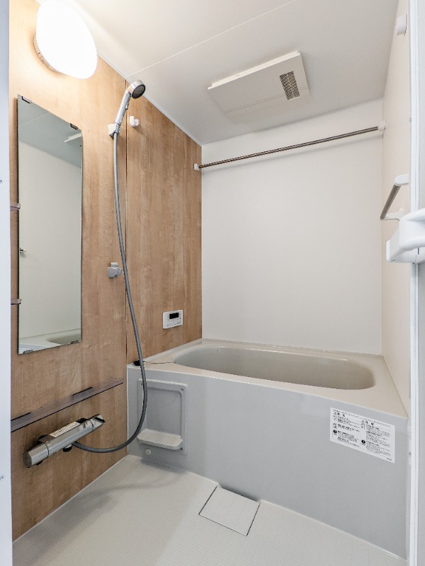 バス・シャワールーム　図面と現状に相違がある場合には現状を優先