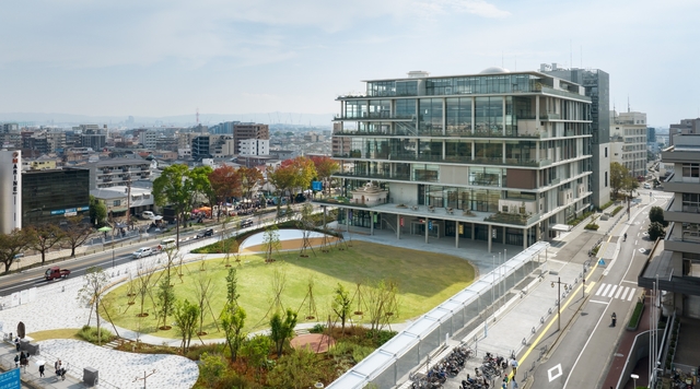 その他　茨木市文化・子育て複合施設　おにクル（その他）まで647m