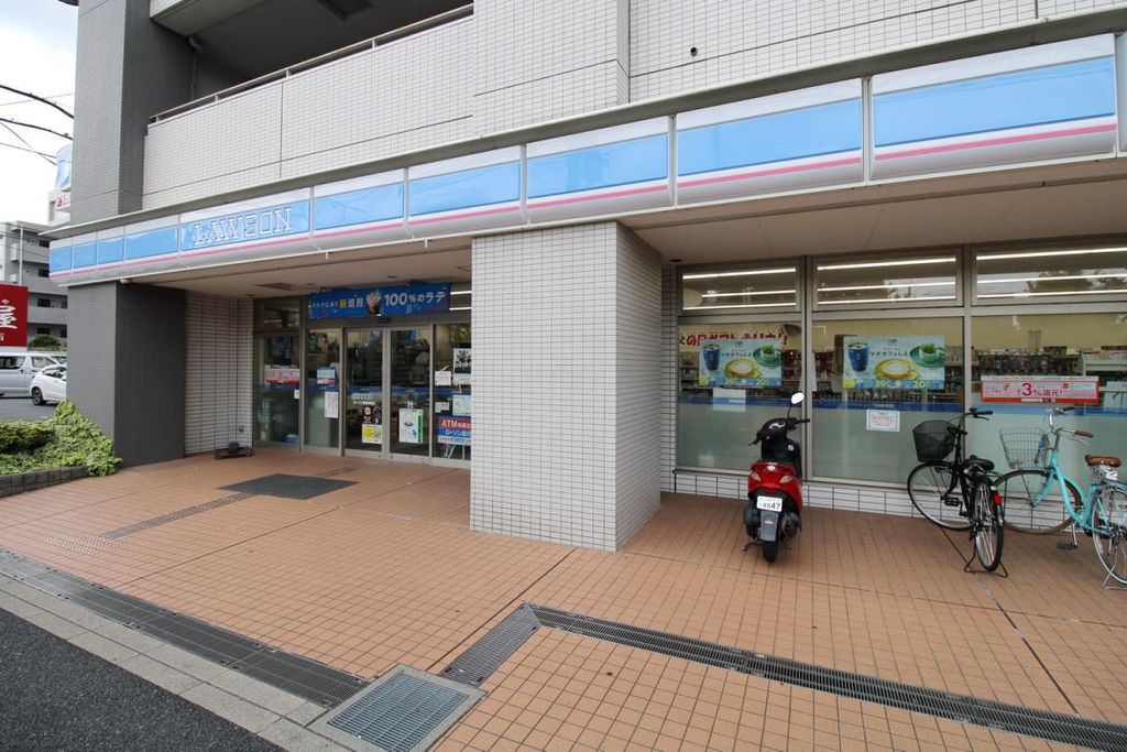 コンビニ　ローソン 新城中町店（コンビニ）まで310m