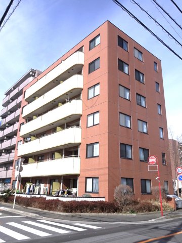 建物外観　落ち着いた雰囲気の外観です