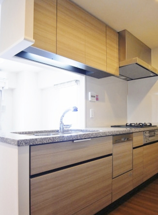 キッチン　別タイプ部屋　参考写真です