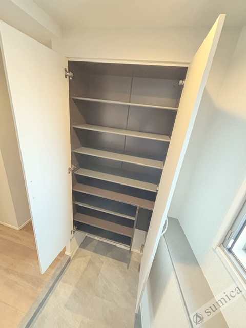 玄関　たくさん靴を収納できますね（＾＾♪