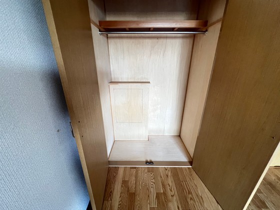 収納　掲載写真は同マンション別部屋参考写真となります。