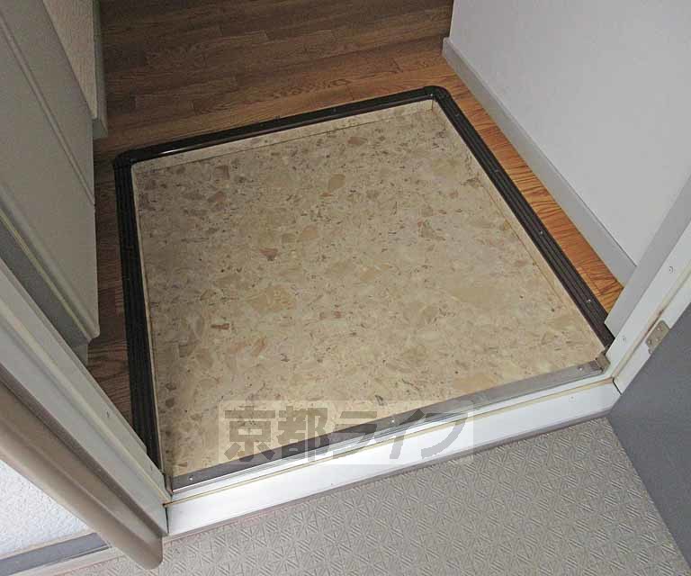 玄関　充分な広さの玄関