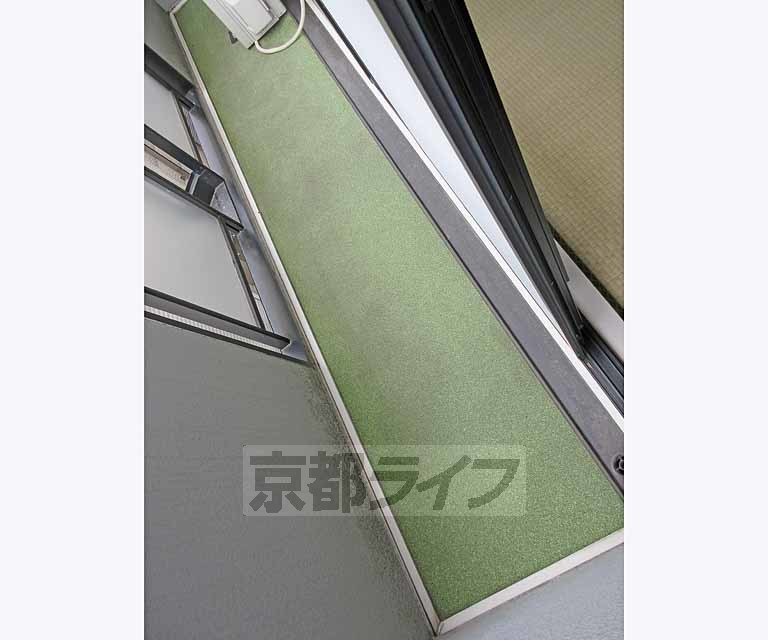 バルコニー　長～いバルコニー