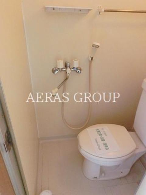 バス・シャワールーム　シャワー