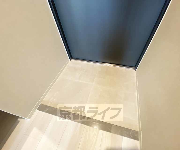 玄関　大きな段差がありません