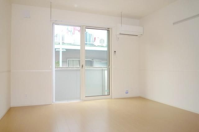 その他部屋・スペース　明るいお部屋です