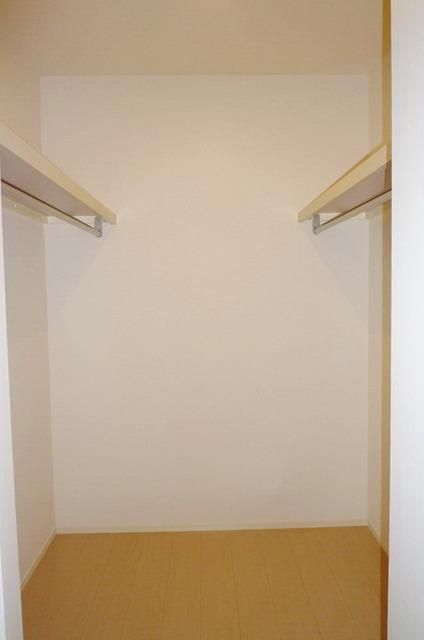 収納　ウォークインクローゼット