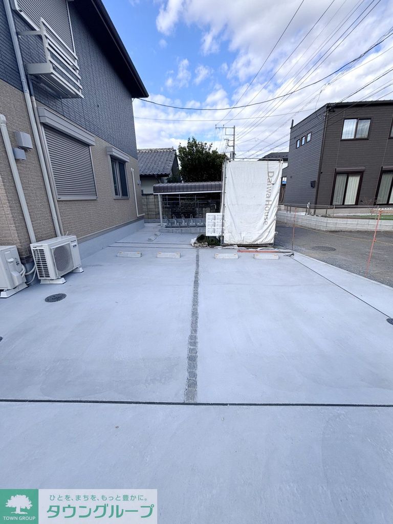 駐車場　駐車場