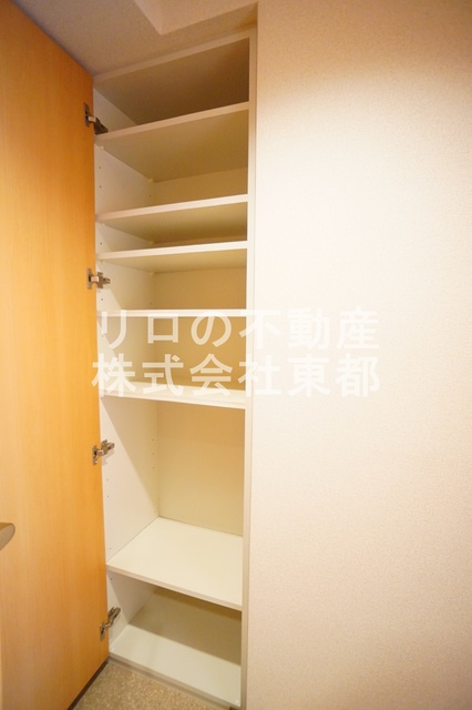 玄関　下駄箱付なので、玄関はいつでもスッキリ片付きますね☆