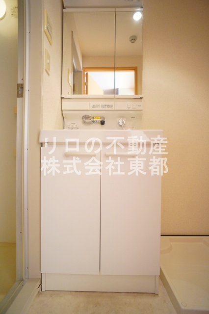 洗面設備　独立洗面台なら落ち着いて身支度ができます☆