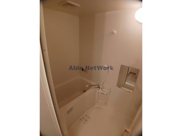 西尾市 2階建 築23年の風呂写真