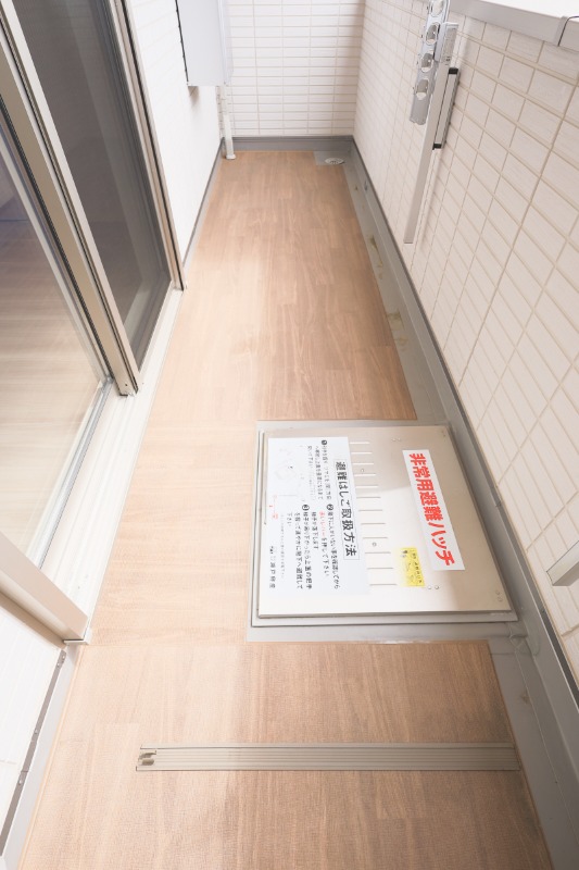 バルコニー　図面と現状に相違がある場合には現状を優先