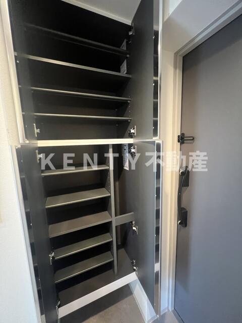 玄関　シンプルで使いやすい玄関です