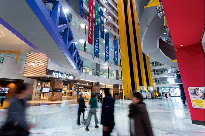 ショッピングセンター　ATC（ショッピングセンター）まで697m