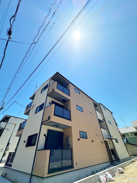 建物外観　ワンちゃん猫ちゃんと一緒にお住まい頂けるお家です♪♪