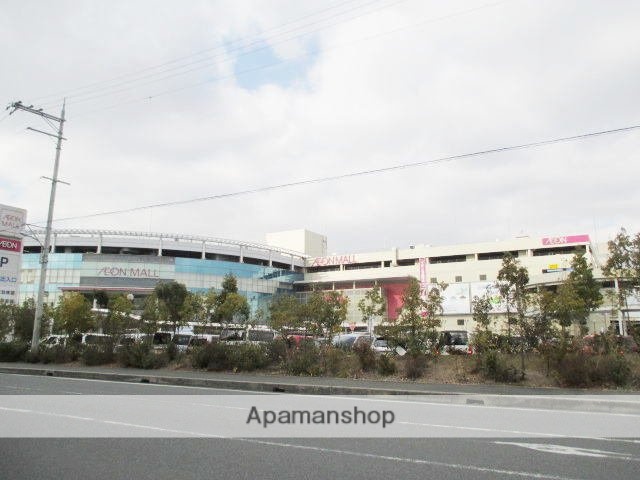 コンビニ　ファミリーマート　橿原五井町店（コンビニ）まで682m