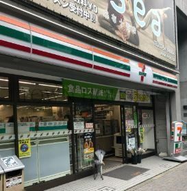 コンビニ　セブンイレブン港区麻布十番1丁目店（コンビニ）まで60m