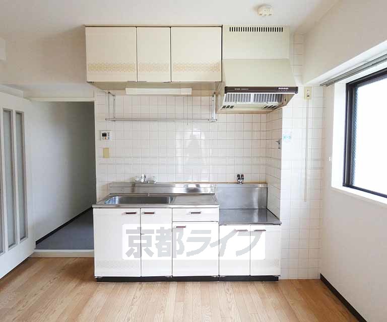 キッチン　二口コンロ設置可能