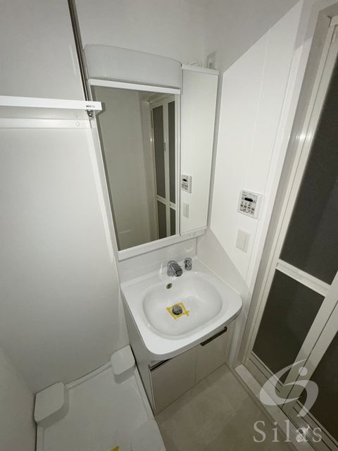 洗面設備　同仕様