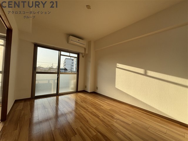 居室・リビング　独立洗面化粧台付き☆