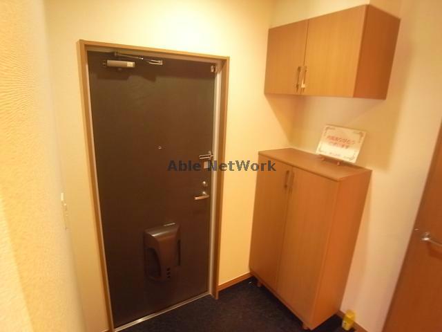 玄関　同型タイプ部屋