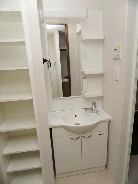 洗面設備　洗面所